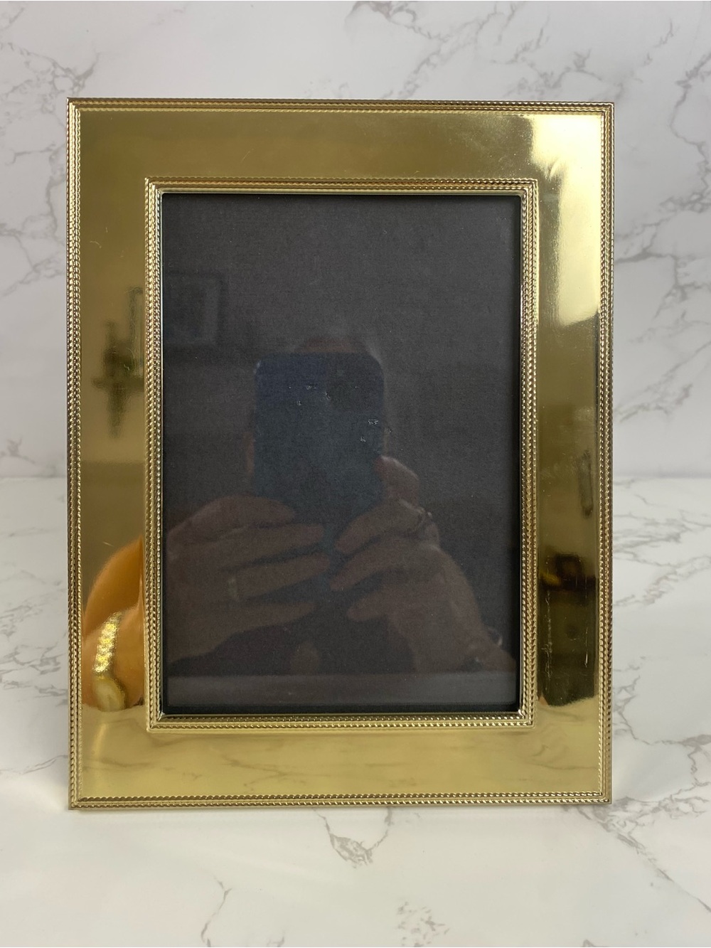 Gold Metal Picture Frame - Elegant Home Accents Hollywood Regency